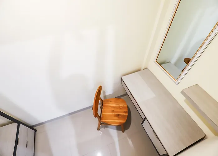 Gasthof White Blue House 2 - Pvt Room, Shared Pool&kitchen