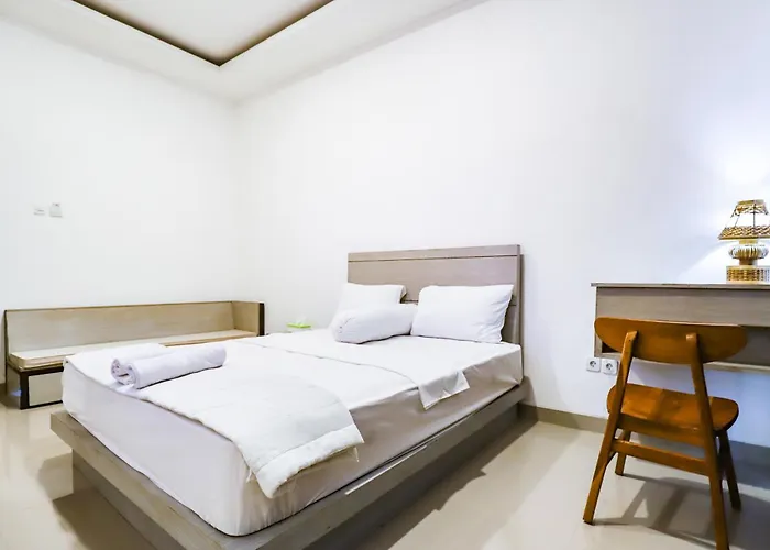 Gasthof White Blue House 2 - Pvt Room, Shared Pool&kitchen 3*