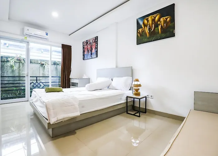 Gasthof White Blue House 2 - Pvt Room, Shared Pool&kitchen 3*