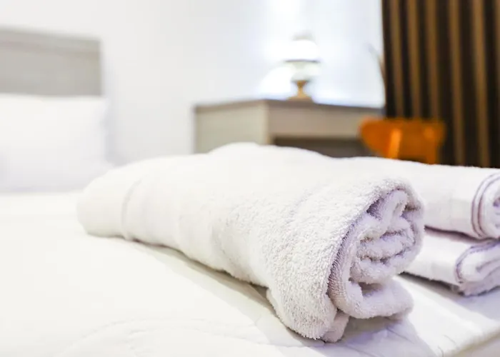 White Blue House 2 - Pvt Room, Shared Pool&kitchen Gasthof 3*