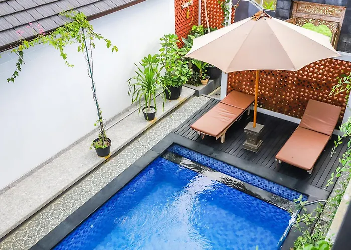 White Blue House 2 - Pvt Room, Shared Pool&kitchen Gasthof