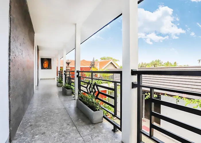 Gasthof White Blue House 2 - Pvt Room, Shared Pool&kitchen